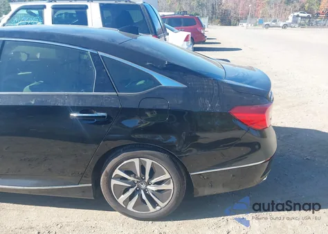 2018 Honda Accord Hybrid Touring from USA, damaged, VIN 1HGCV3F97JA010561